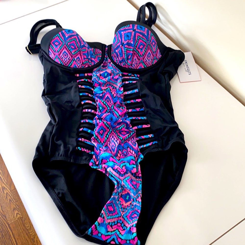 “Swimsuits for all”- molded cup/side bones adjustable/ removable straps NWTAGS